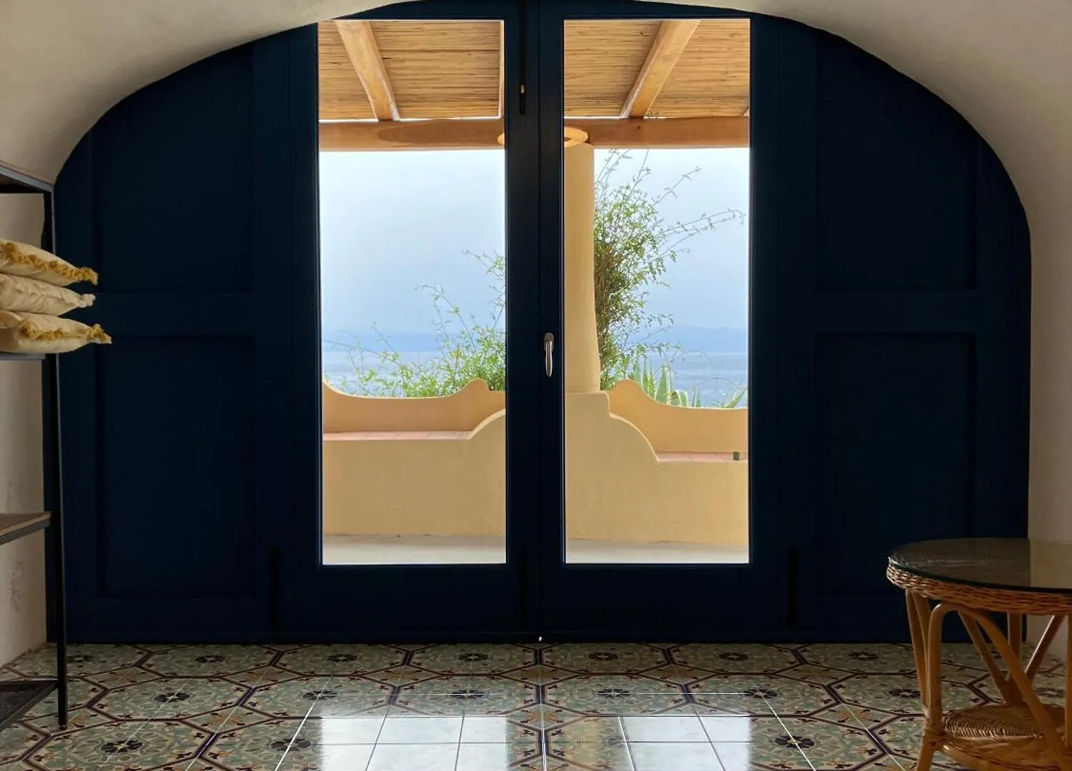 הוילה ליפארי Casa Bacco, Capistello
