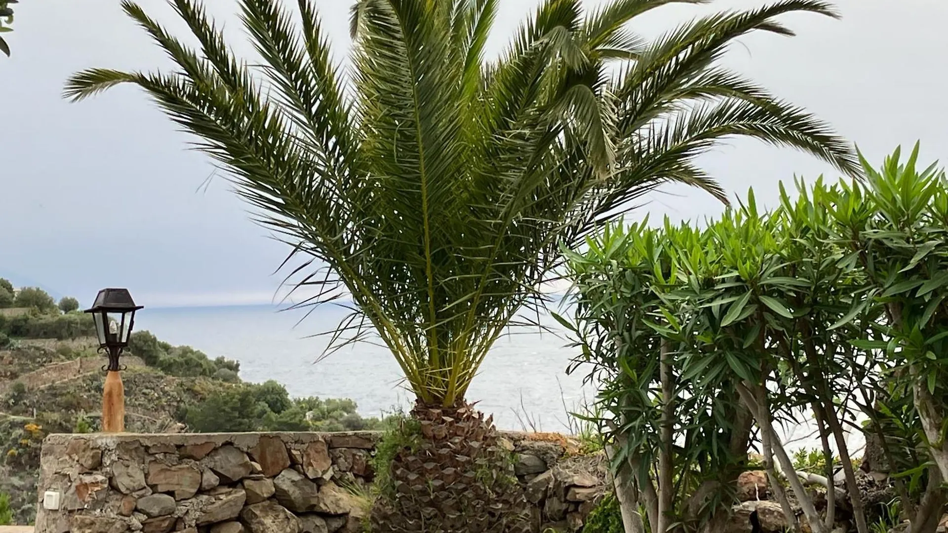 Casa Bacco, Capistello Villa Lipari  İtalya